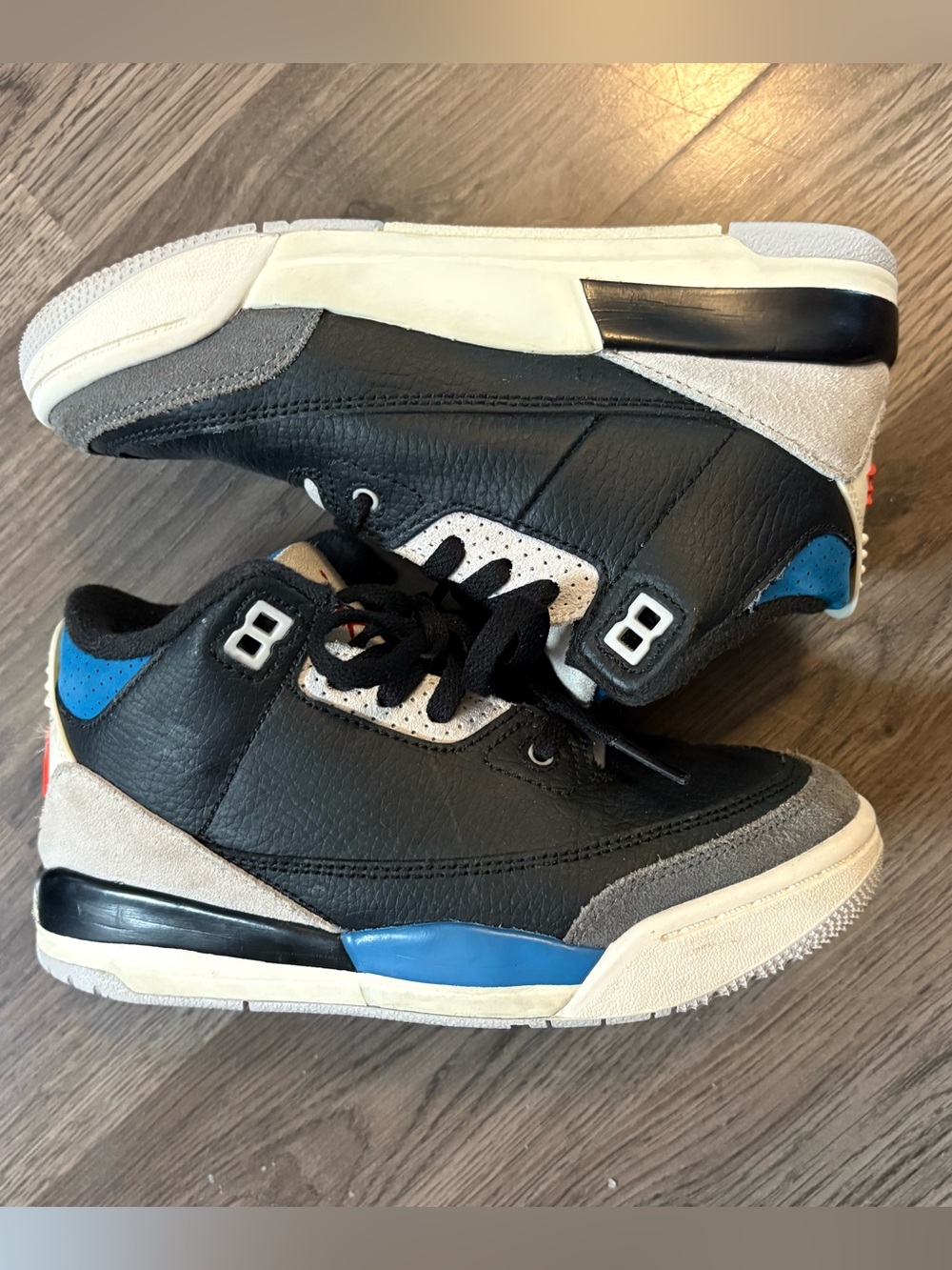 Kids Jordan 3’s